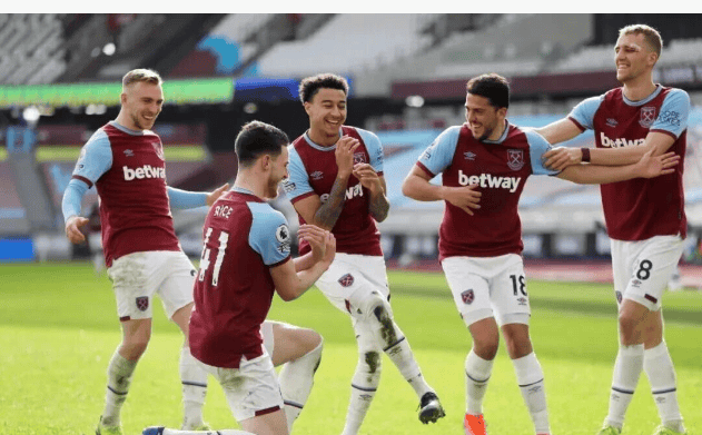 毫无竞争力，阿贾克斯本赛季欧冠5战全败仅进1球净负15球垫底