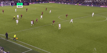 深圳青年人官方：受全运会影响下轮主场不开放，为年票球迷退款